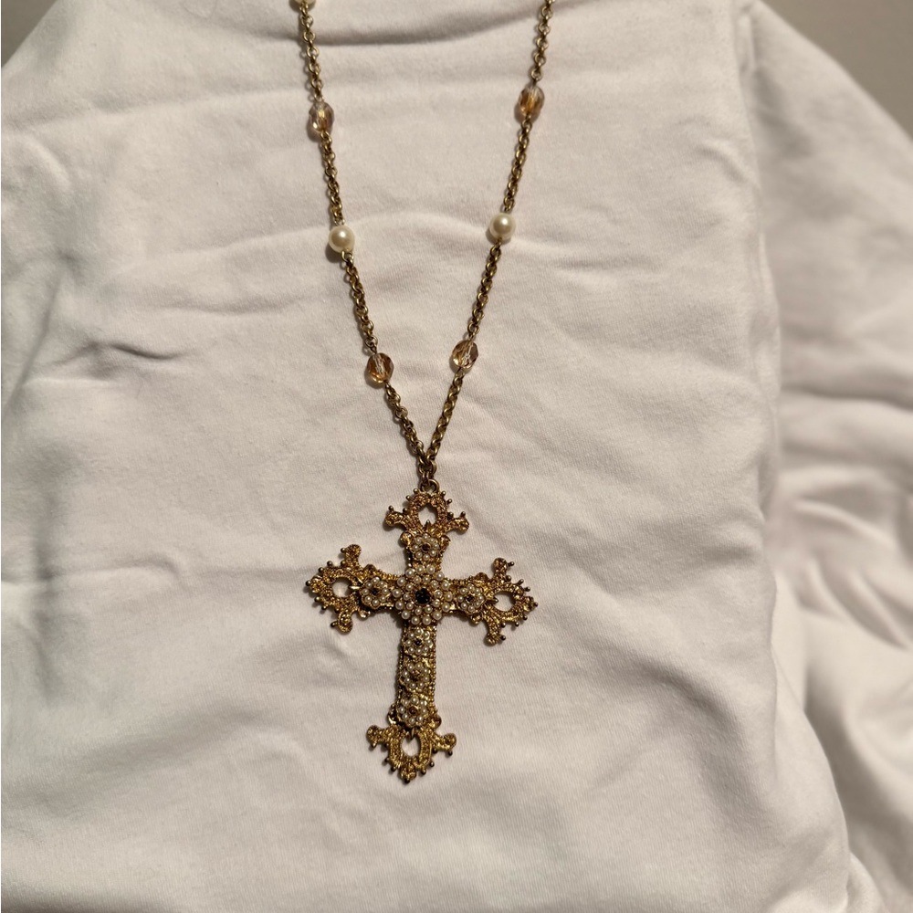 Vintage Elegant Gold Cross Pendant Necklace